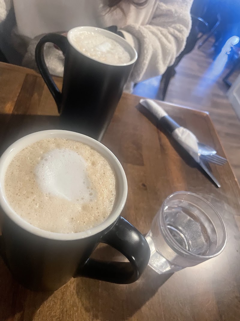 Defying Gravitea photo 4