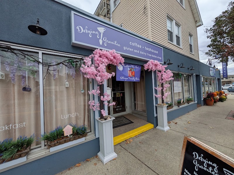 Defying Gravitea photo 1