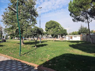 Uğur Mumcu Parkı - Kafe