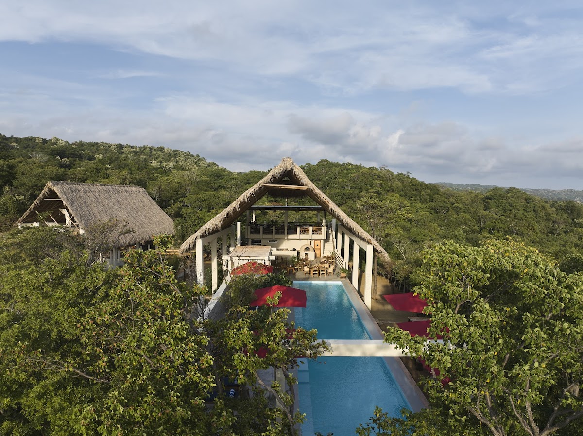 Cocolia Hotel