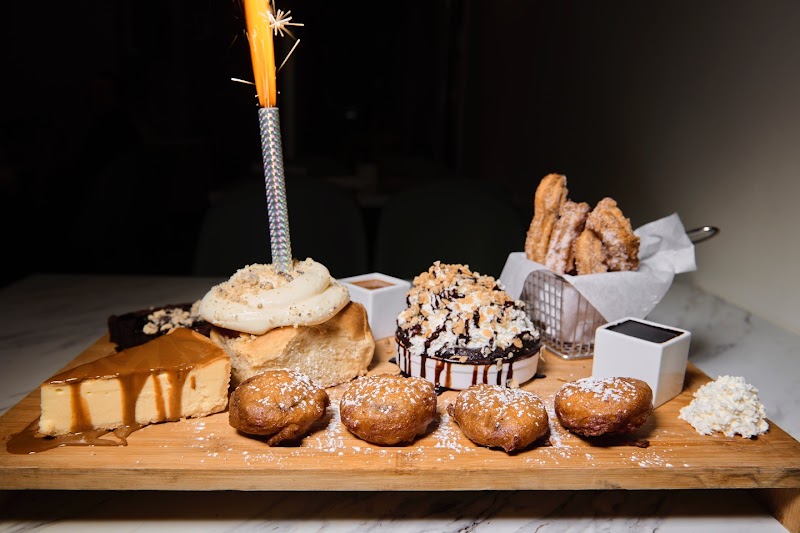 Primavera Cafe & Restaurant photo 2