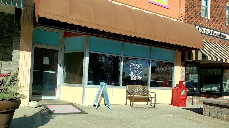 Robin's Nest Cafe photo 1