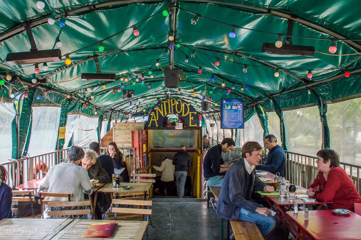 Péniche Antipode, vue extérieure