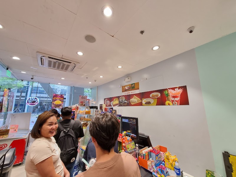 7-Eleven BGC High Street (5413)