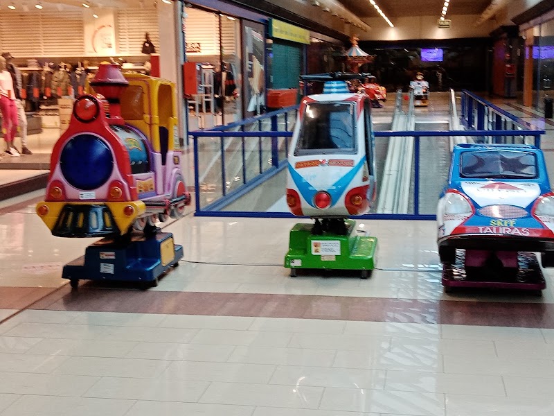 Centro Comercial Bergantiños photo 5