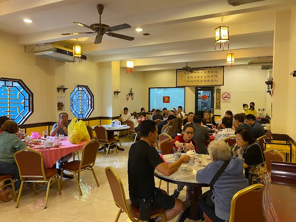 De Maw Restaurant - Photo 1