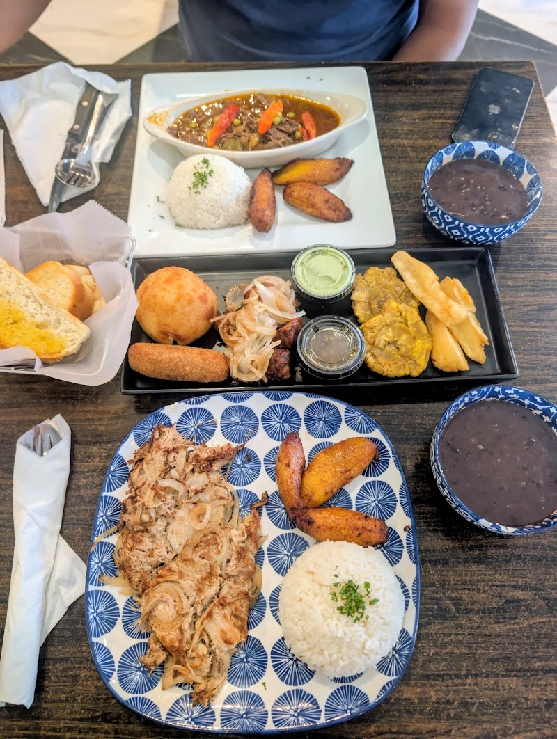 Tropicana Bakery & Cuban Cafe photo 3