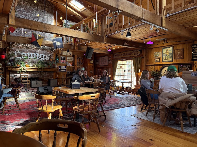 Daily Brew Coffee House & Lounge photo 4