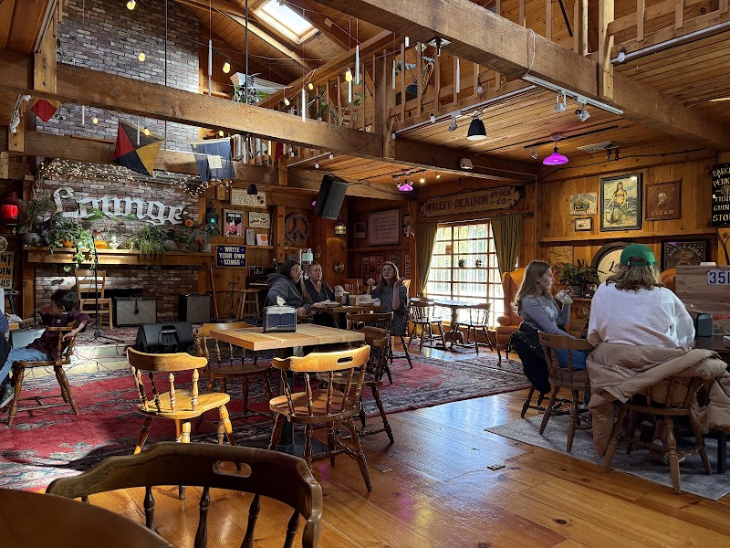 Daily Brew Coffee House & Lounge photo 4