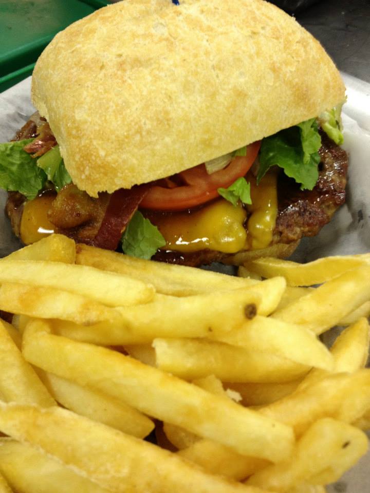 Pineapple Cafe photo 2