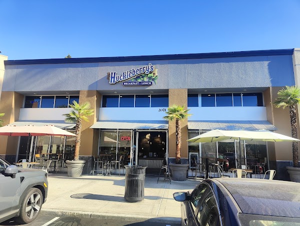 Huckleberry’s Breakfast & Lunch