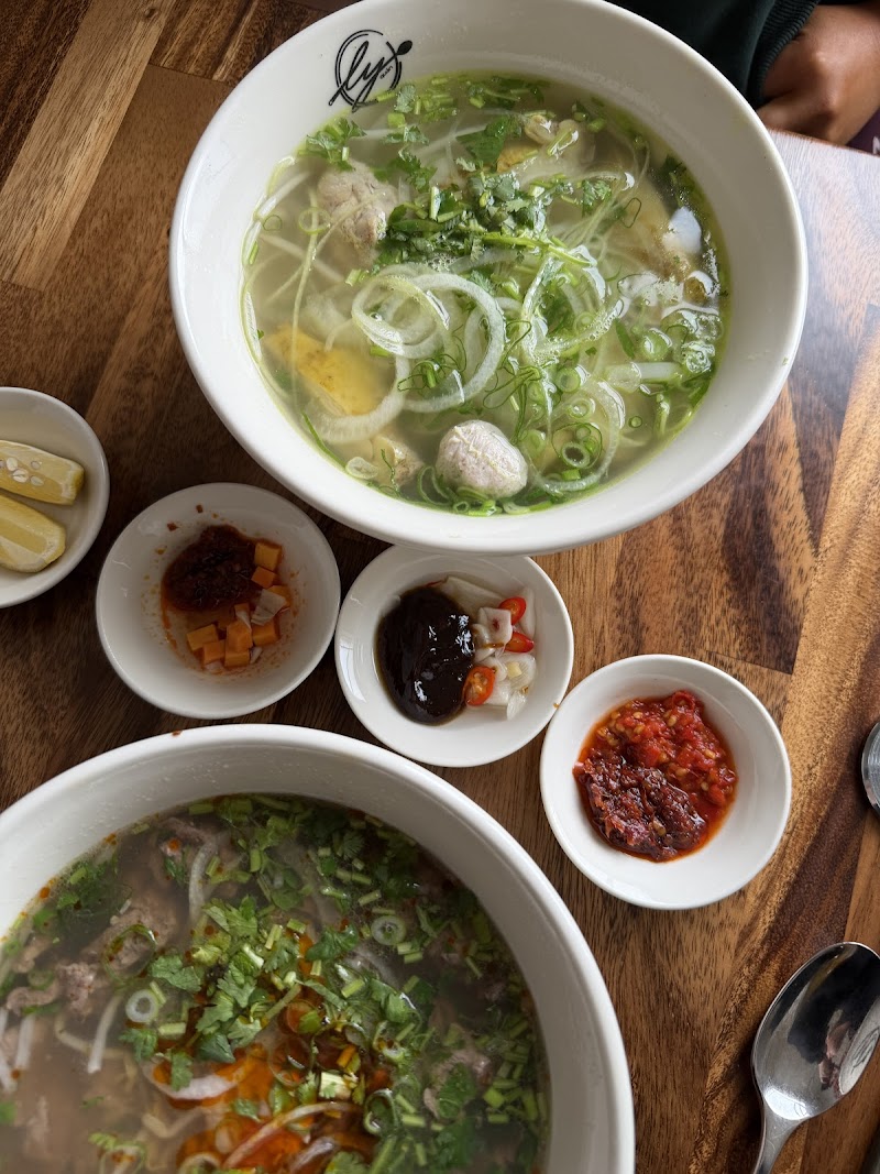 Ly Quán Vietnamese Restaurant photo 4