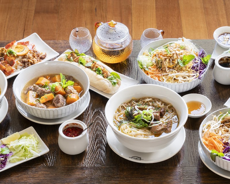 Ly Quán Vietnamese Restaurant photo 2