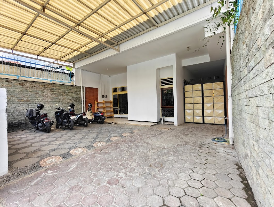 Chill-Inn Gubeng Syariah