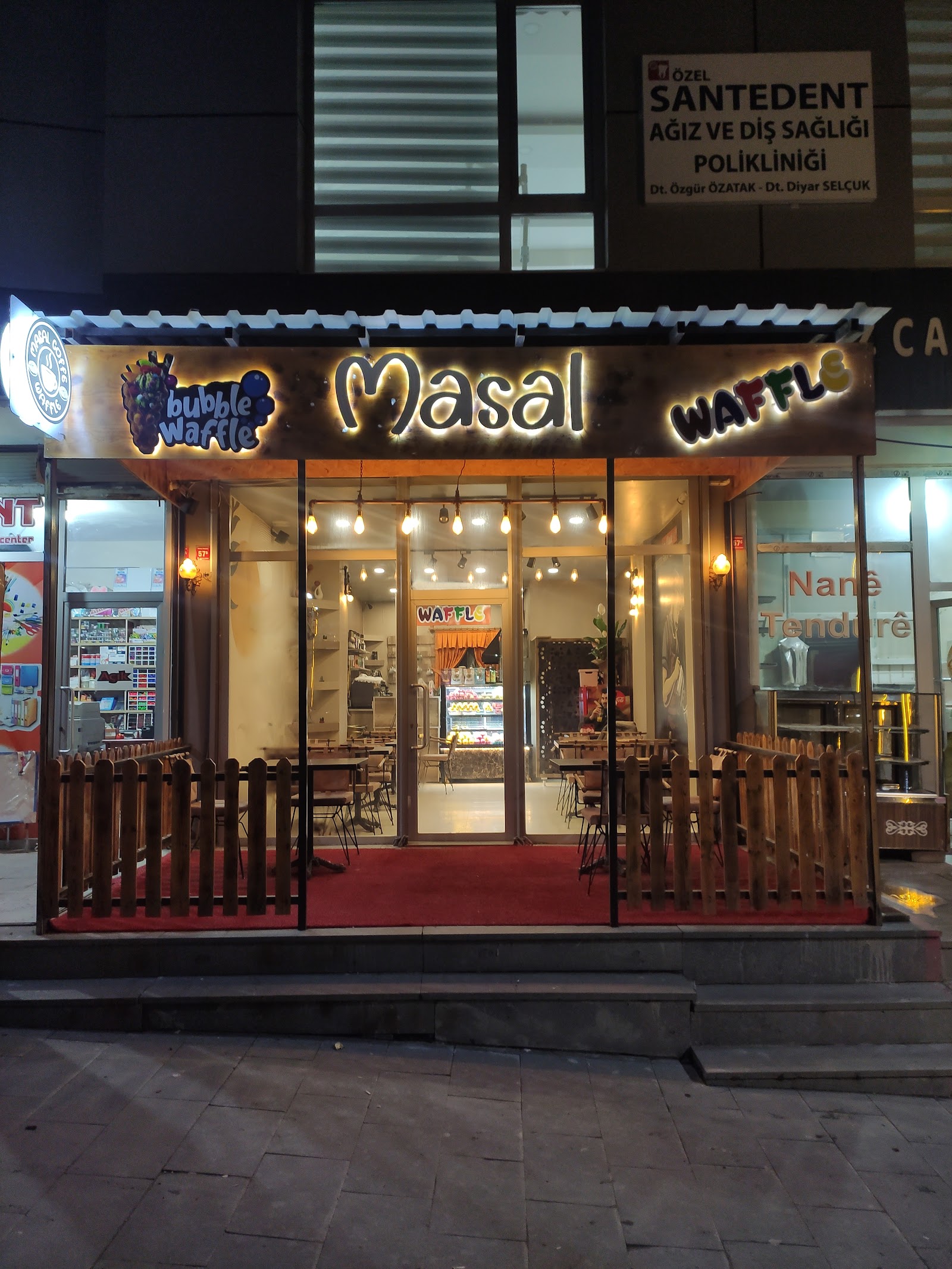 MASAL WAFFLE KAFE & BUEBBLE WAFFLE mekanı