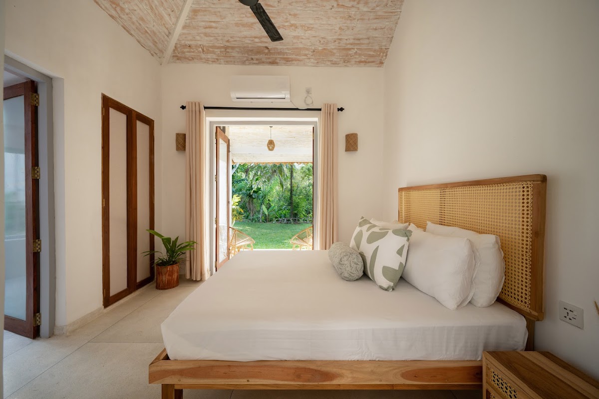 Soul House Private Villa & Yoga Retreats — 3