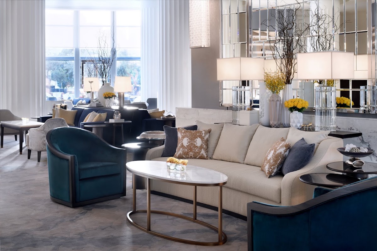 Lounge at Address Downtown 4