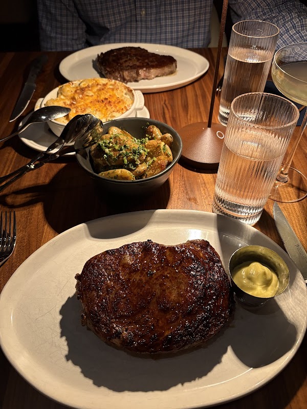 Marbled & Fin photo 3