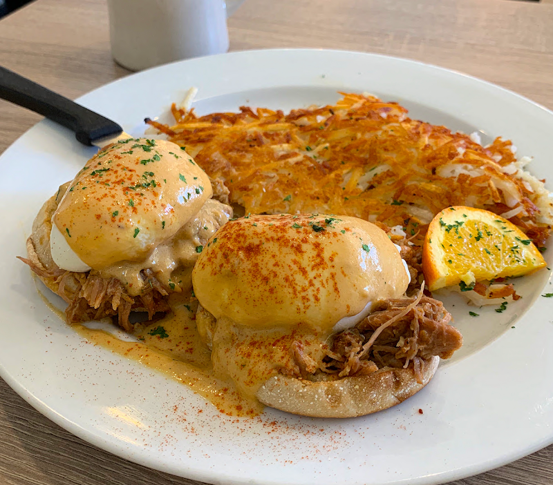 American breakfast with international influences