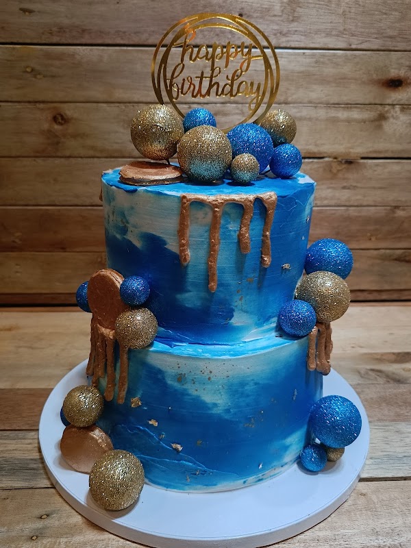 Signature Cakes by Kim