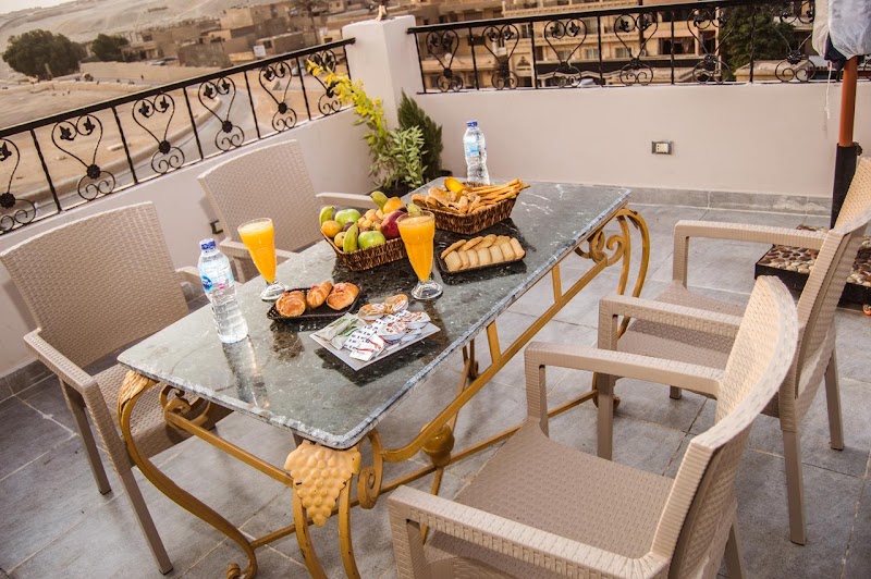 egypt pyramids inn photo 4