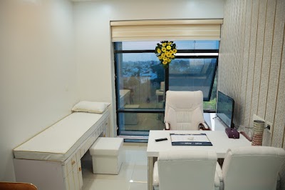 Dr Arpana Salve - Image 2