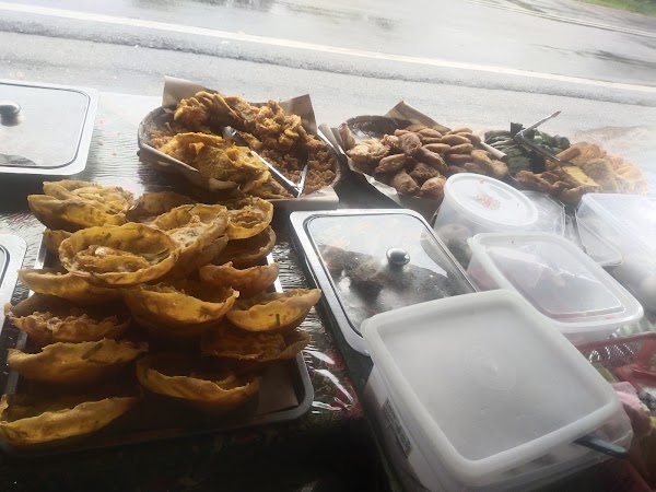 Warung waghih kak mon - Photo 1