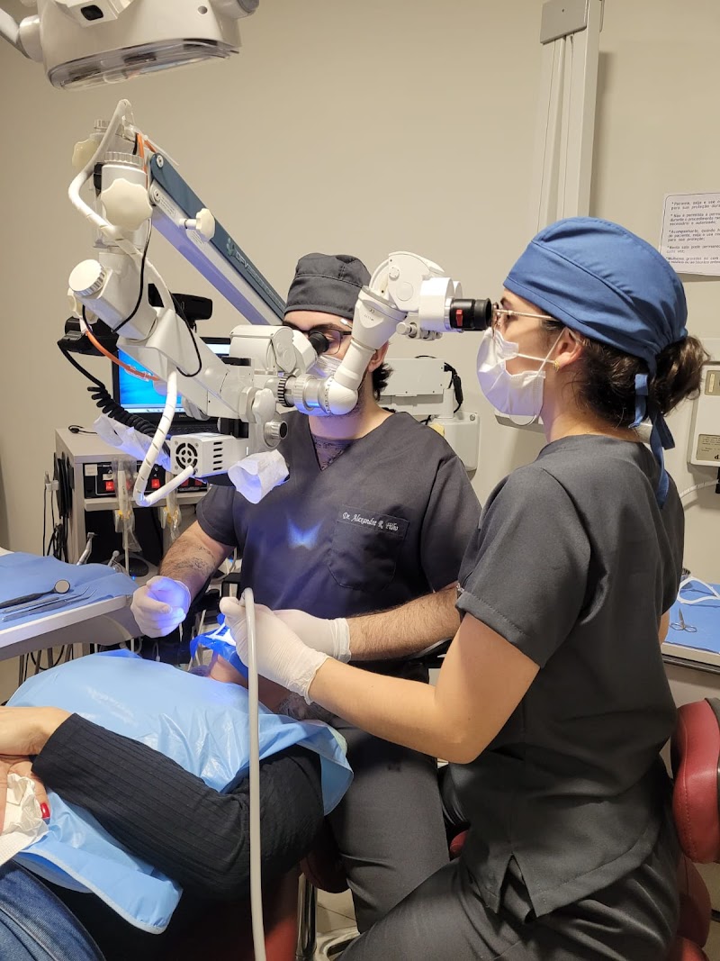 Dra Emanuely Barros - Dentista Campo Grande MS - foto 4