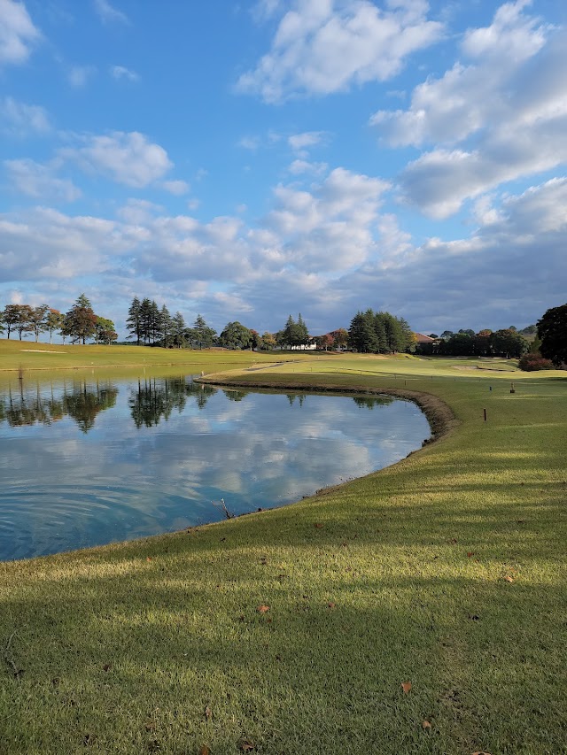 Country Club The Lakes - Photo 1