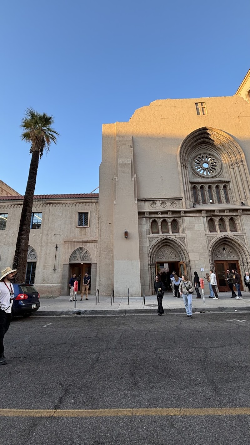 Monroe Street Abbey photo 9