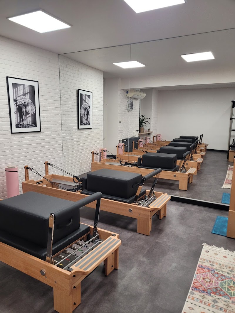EDŻE PILATES STUDIO