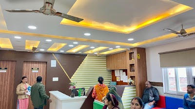 𝗗𝗿. 𝗣𝗿𝗲𝗲𝘁𝗶 𝗛𝗼𝘀𝗽𝗶𝘁𝗮𝗹 ✅ | Best Hospital, Gynecologist, Pregnancy Care in Jhusi, Allahabad - Image 3