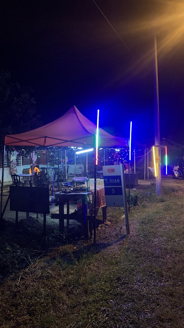 MNH Satay & Foods - Photo 1