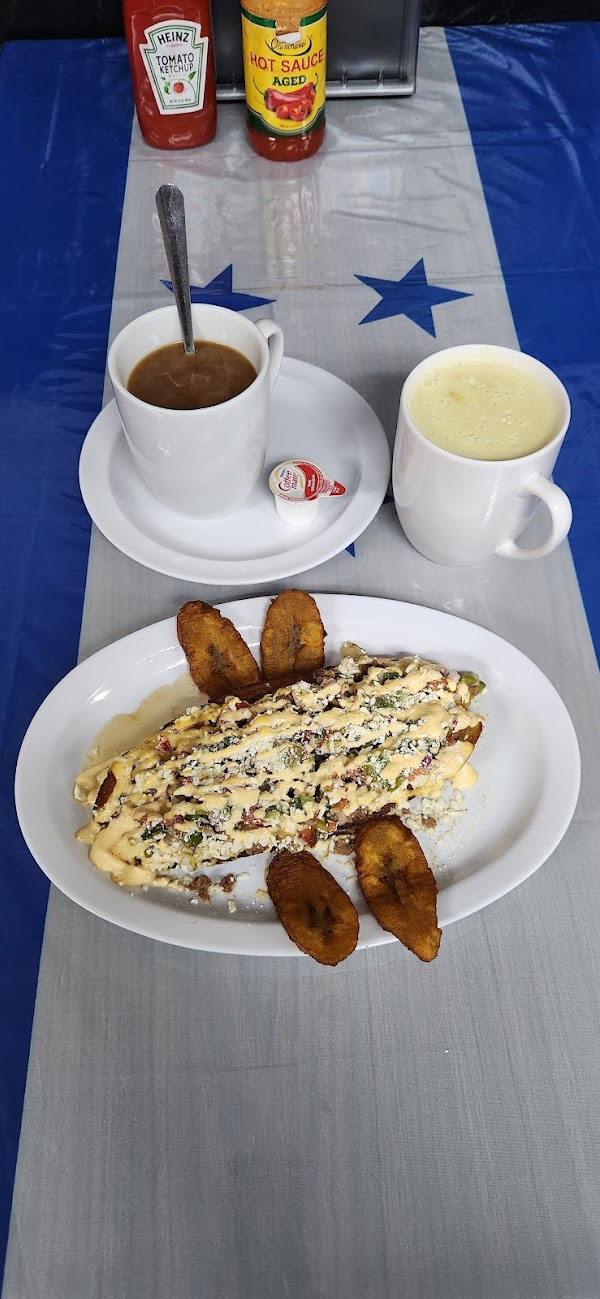 Photo by Los Hermanos Catrachos Honduras restaurant