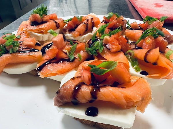 Photo by Lou Lou on Market