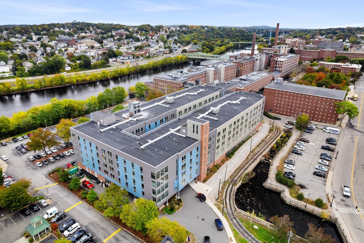 Edge Merrimack River - Photo 2