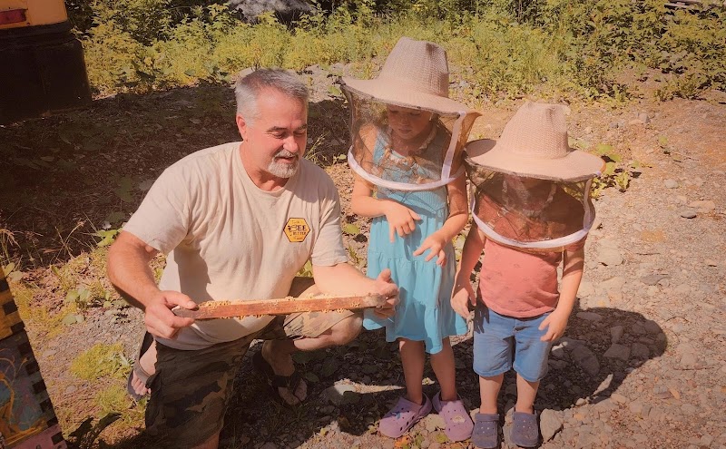 Tuck's Bee Better Farm photo 3