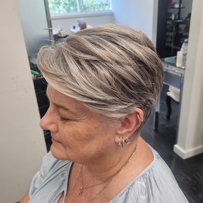 The Hair Boutique By Rosanna photo 3