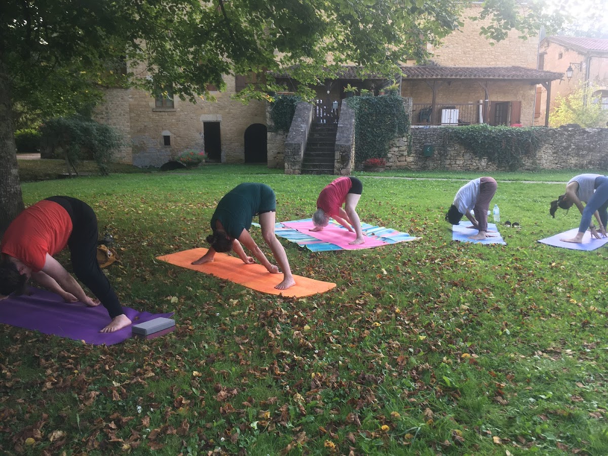 Happy Yoga Club — 4