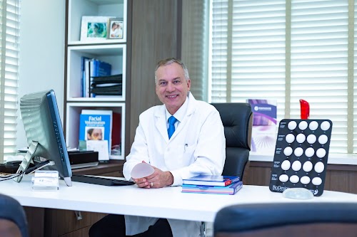 Clínica França - Dr. França logo