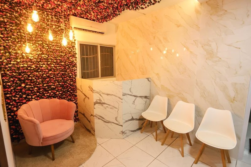 Dra. Juliana Carvalho | Harmonização Facial e Corporal - foto 2