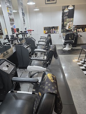 Lucianos hair fashion for men