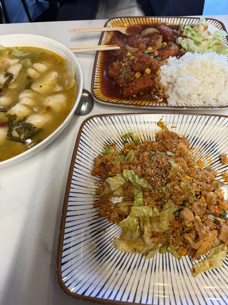 Goldfish Express Chinese Kitchen photo 4