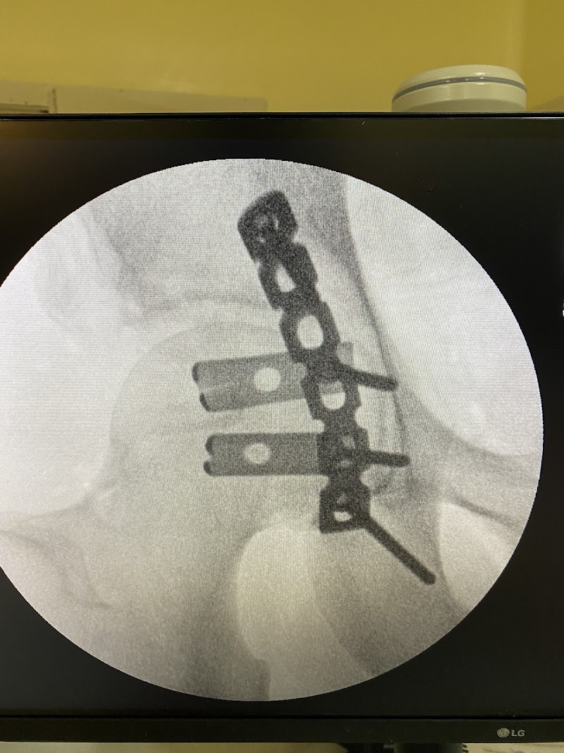 Foto de Dr. Raphael Cunha | Especialista em Ortopedia e Cirurgia de Quadril