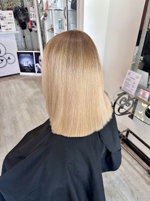 Just Gorgeous Hair & Beauty photo 3