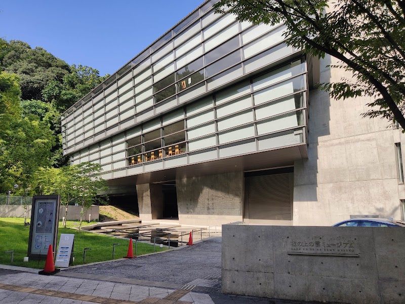 坂の上の雲ミュージアムの外観