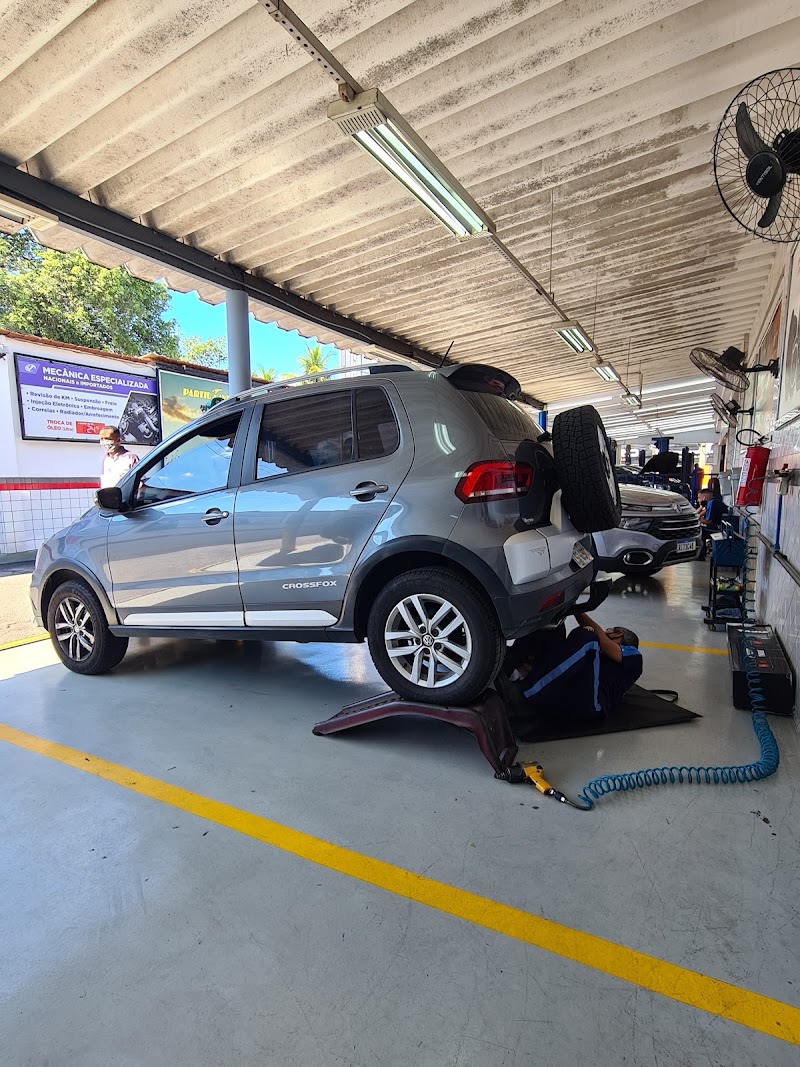 Foto de VELUPLAST Centro automotivo - Revenda oficial Goodyear