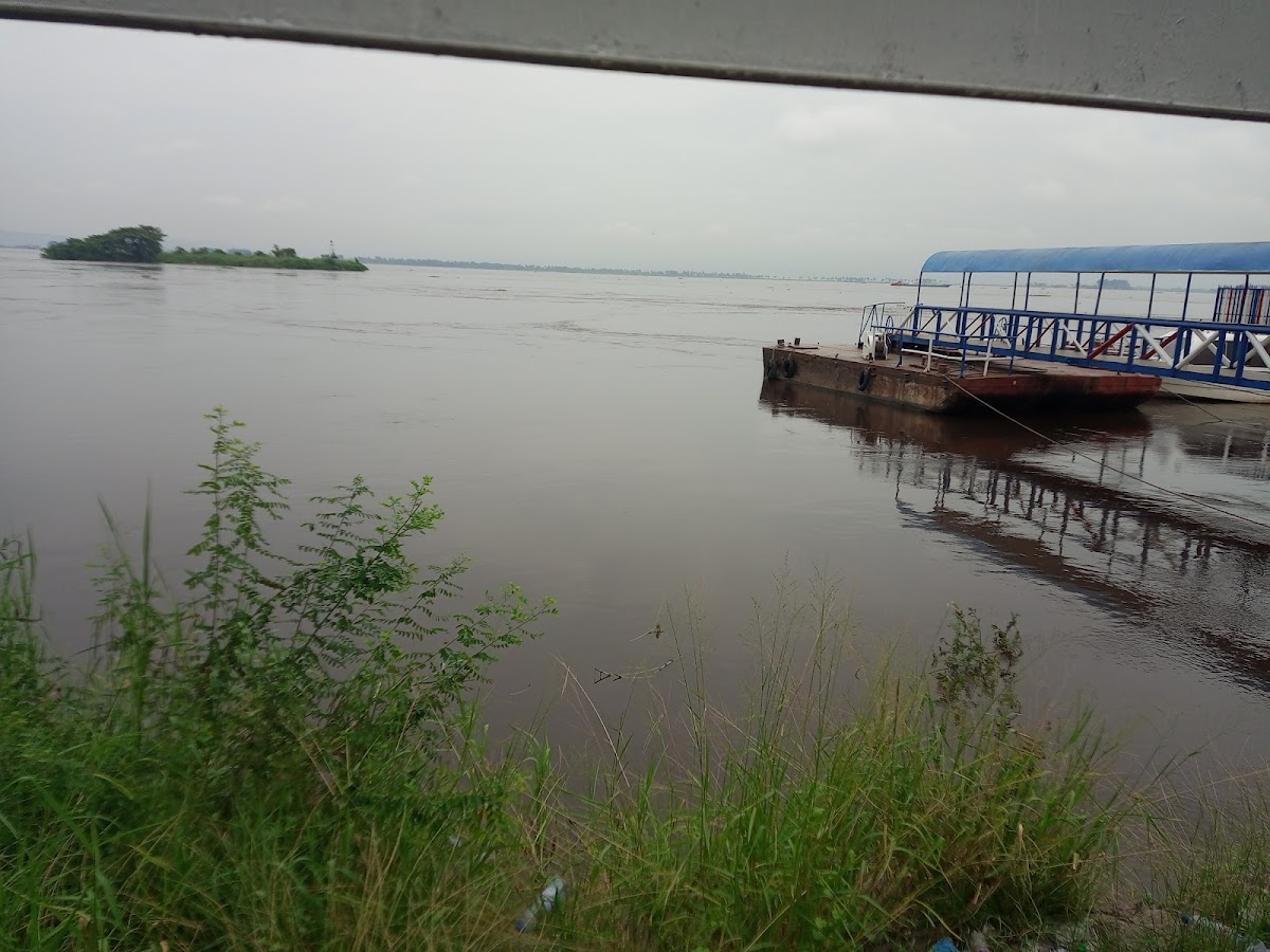 Brazzaville Ferry