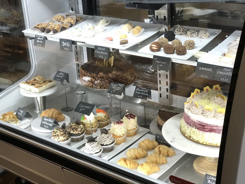 Blume Organics Boutique & Cafe photo 2