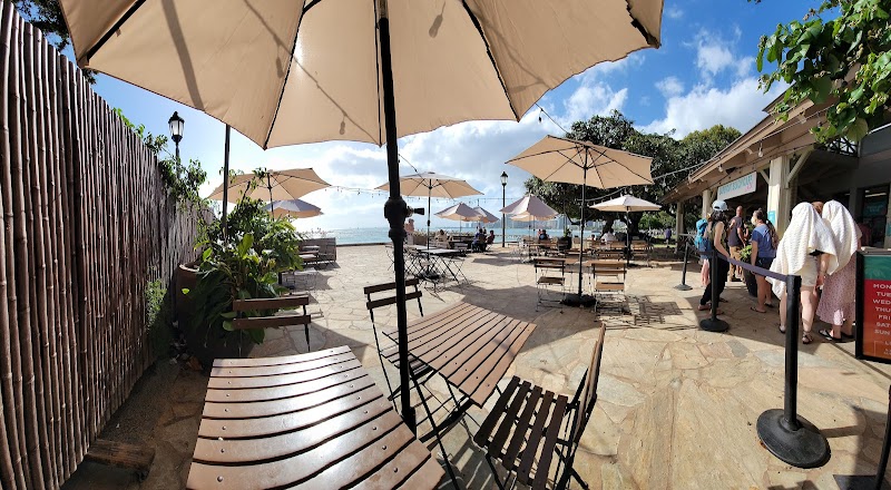 Barefoot Beach Cafe @ Queen's Surf Beach photo 1